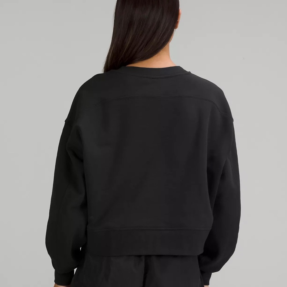 LuluLemon Perfectly Oversized Cropped Crew - Size 8 - New with tags